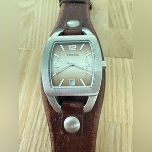 Fossil ladies retro brown barrel shaped brown leather watch NEW BATTERY